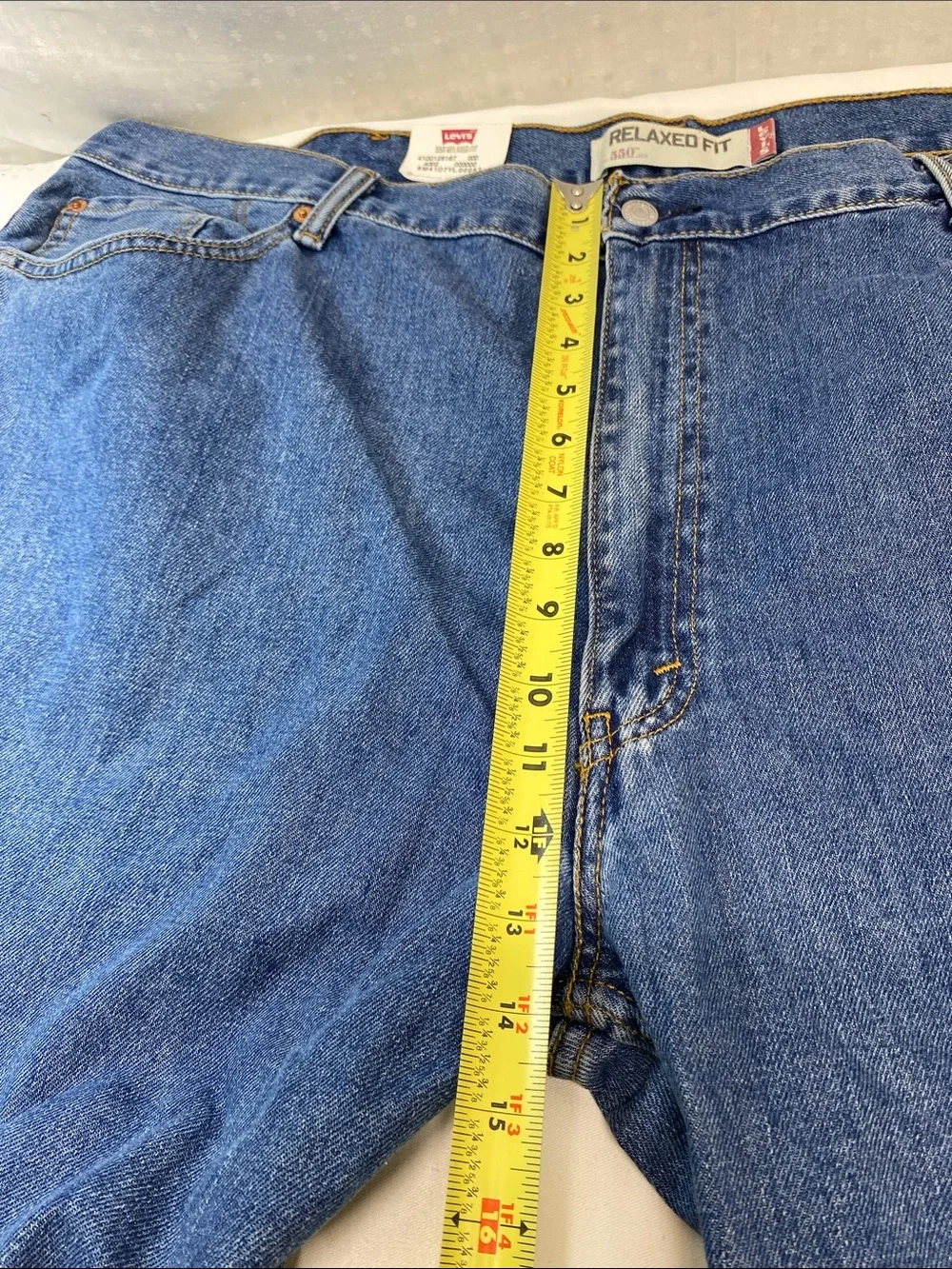 NWT Men’s Levi’s 46/30 Big & Tall 550 Relaxed Fit Medium Wash